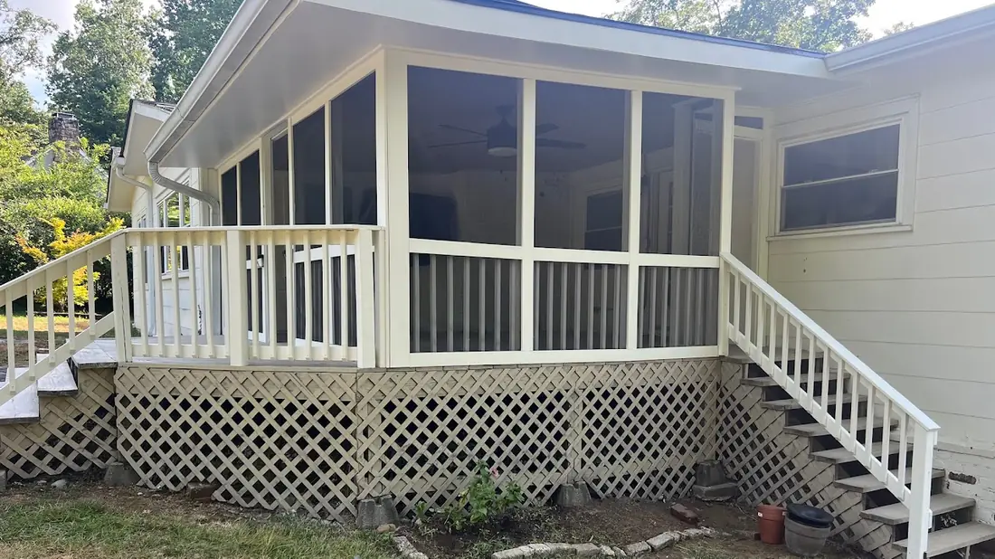 Screened porch addition on a Chattanooga home